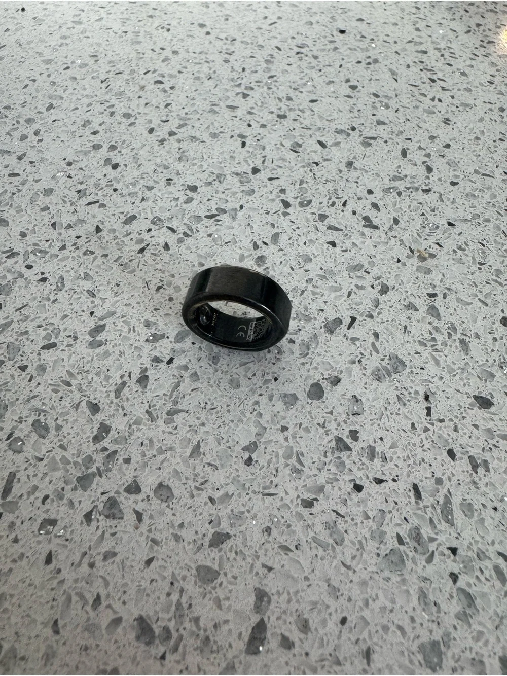 Black gen 3 heritage Oura ring